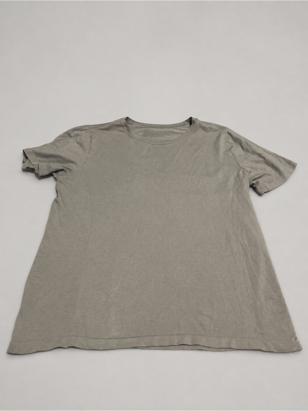 Women’s FABLETICS Crewneck T-Shirt in Grey